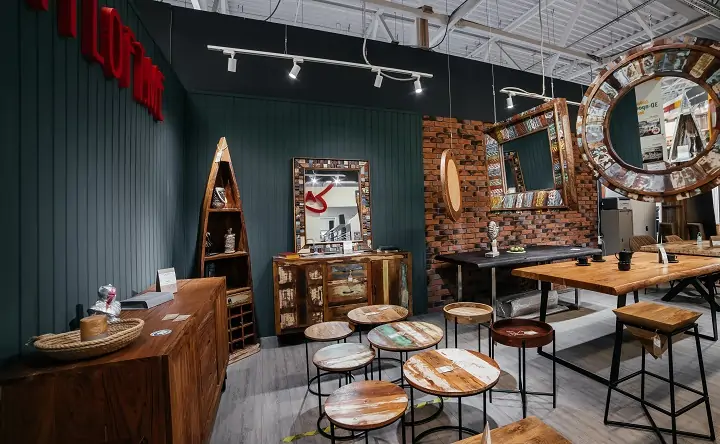 Мебель из массива манго в салоне MyLoft.Me