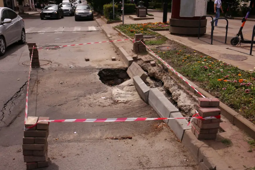Огороженный участок на Пушкинской. Фото пресс-службы администрации Ростова.