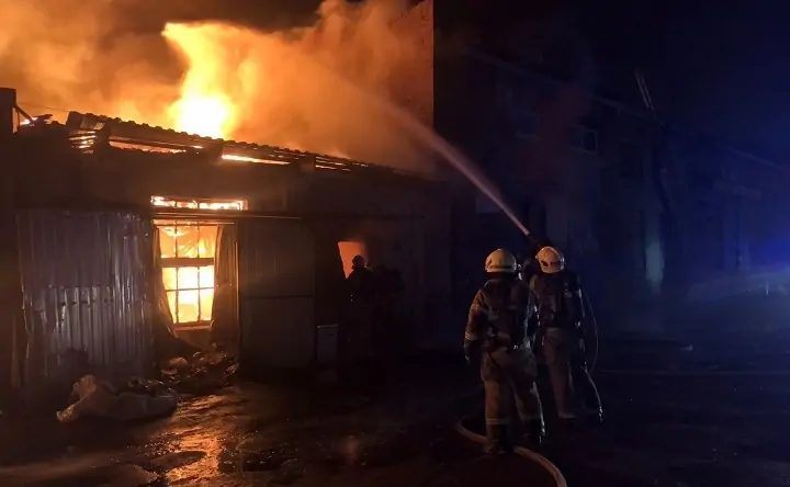 Фото с места пожара пресс-службы ГУ МЧС по Ростовской области