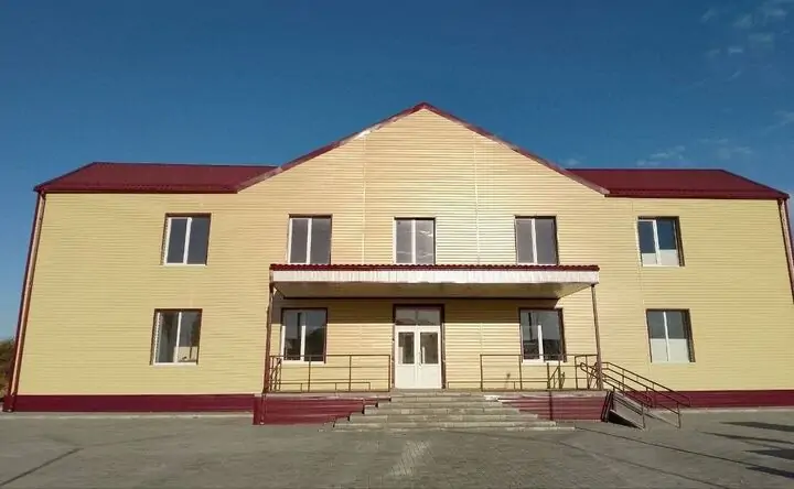 Дом культуры в посёлке Краснозоринский Боковского района. Фото donland.ru