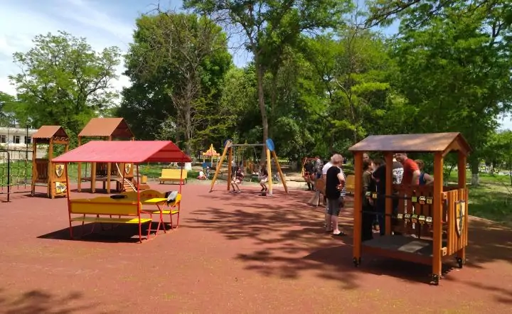 Детская площадка в парке 8 Марта. Фото donnews.ru