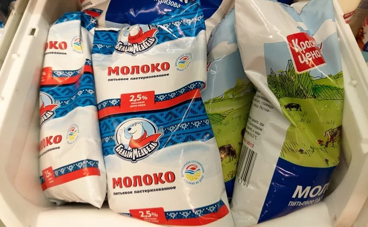 Молоко в ростовском магазине. Фото donnews.ru