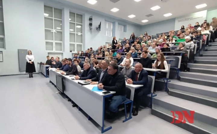 Пострадавшие на встрече с Алексеем Логвиненко. Фото donnews.ru