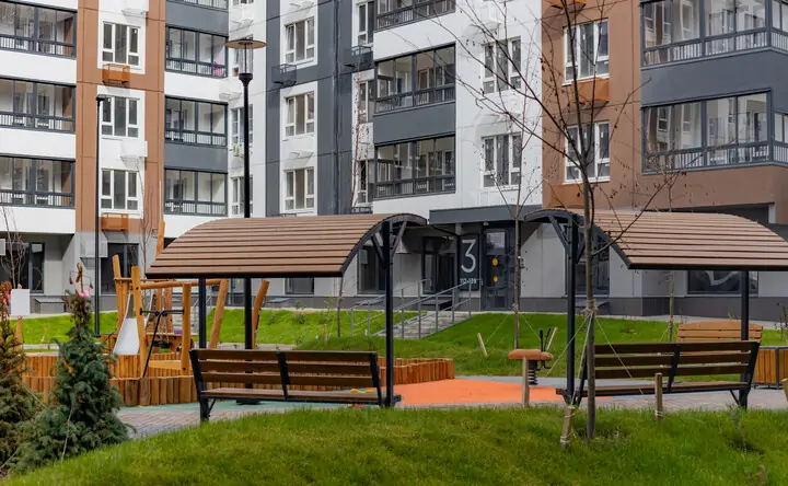 Двор готового корпуса 8-10 в концепт-проекте «Левенцовка Парк». Фото «TEN девелопмент»