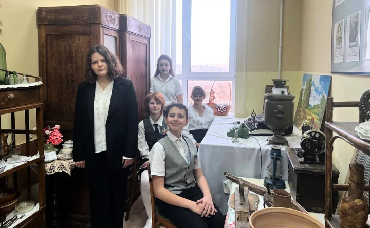 Ученики МБОУ «СОШ № 2» Новочеркасска . Фото предоставлено АНО организации «Центр реализации городских инициатив “Патриа”»