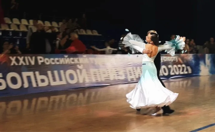 Танцующая пара. Из личных фото Оксаны Кириченко