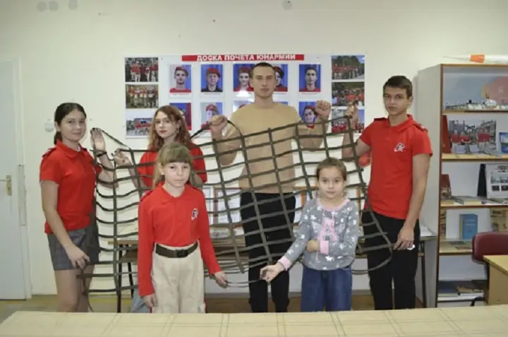 Юнармейцы Морозовского района. Фото пресс-службы ЮВО.