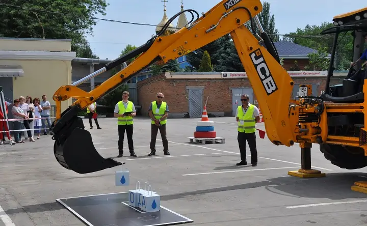 Конкурс экскаваторщиков. Фото предоставлено пресс-службой «Ростовводоканала»